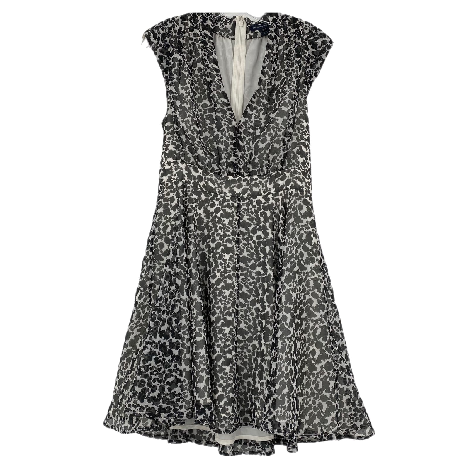 black floral maxi dress Print With Open Back Size:US 18 W The Ultimate Guide to Sweep-Brush Train