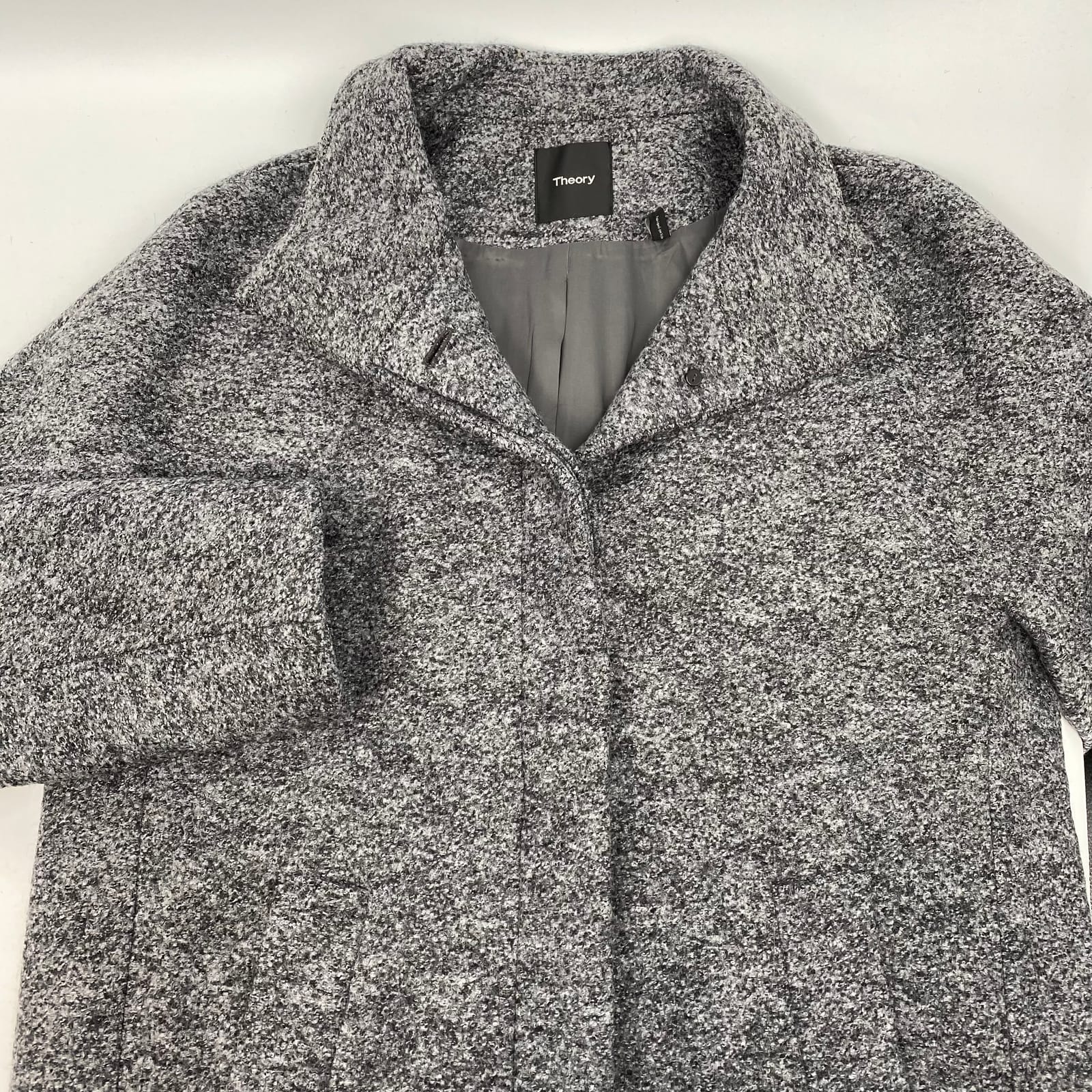 Theory Gray Wool Coat Theory Gray Wool Coat Size M (Excellent ...