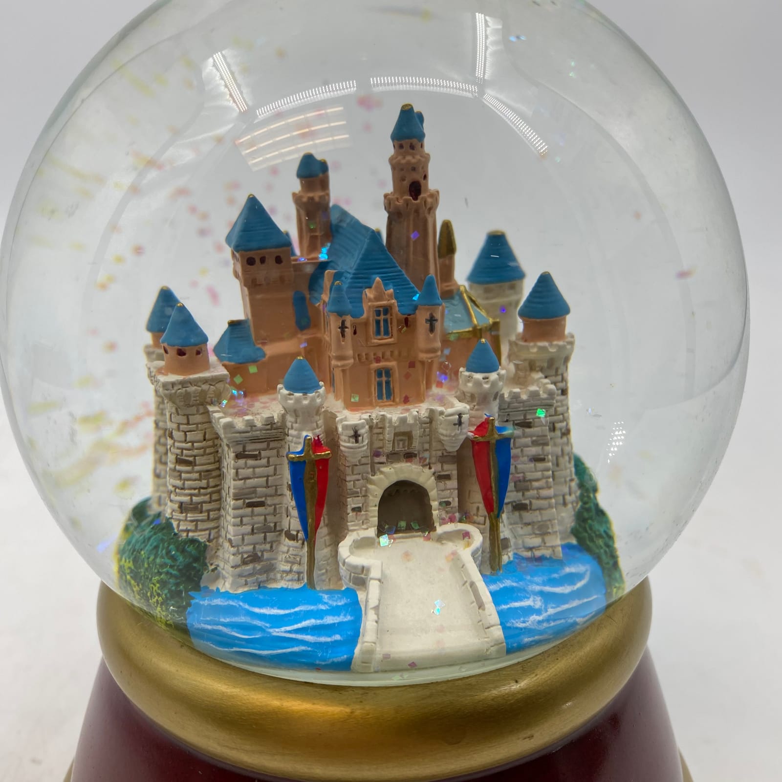 Disneyland Red Gold Castle Snow Globe Disneyland Red Gold Castle Snow ...
